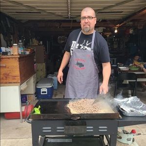 Meet your Posher, Luis